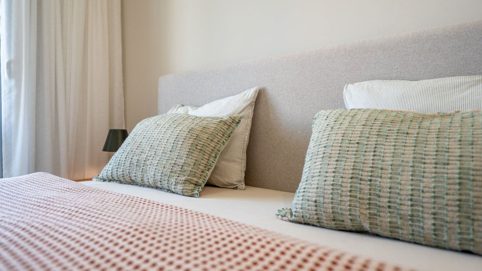Stylový apartmán se zahradou a výhledem na moře 8