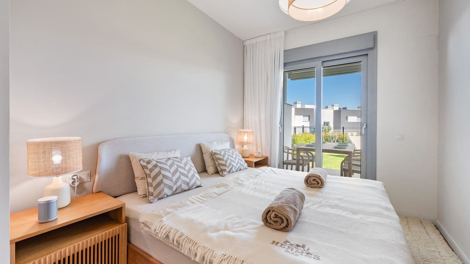 Stylový apartmán se zahradou a výhledem na moře 38
